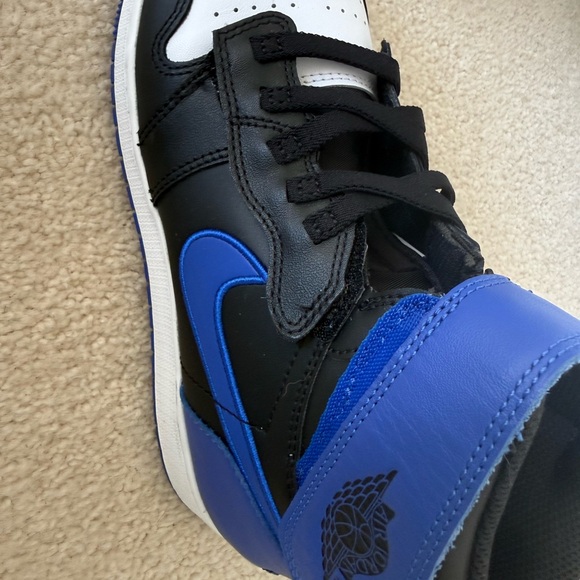 Nike Black and Blue Sneakers Youth size adults too. - Picture 2 of 3